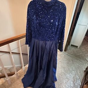 Elegant Navy Blue Sequin Gown